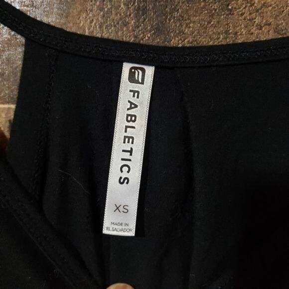 Fabletics black Whitney open shoulder back short sleeve shirt woman's size XS - Picture 6 of 8